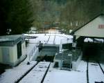 Talstation der Oberweibacher Bergbahn, von hier ist der bergang zur Schwarzatalbahn mglich. Links ist die Drehscheibe fr den Gleisanschlu (Gtertransporte) zur Schwarzatalbahn zu sehen.