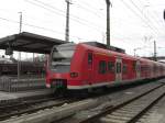 425 049-4 aufgenommen am 8. Mrz 2009 im Bahnhof von Rosenheim.