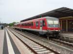 928 492 als RE 13 aus Mainz Hbf in Alzey. 21.05.2009