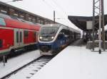 VT 747 der NordWestBahn als RB 84 nach Holzminden in Paderborn Hbf. 04.01.2009