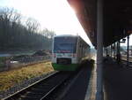 VT 020 der Erfurter Bahn als RB 50 Schweinfurt Stadt - Gemnden (Main) in Bad Kissingen. 27.12.2024