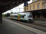 VT 150 der Vogtlandbahn als RB 2 aus Adorf (Vogtl) in Reichenbach (Vogtl) ob Bf. 14.07.2025