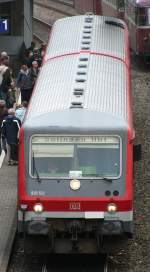 Die 928-512 hier nach der Einfahrt in Solingen Schaberg am 25.10.09 