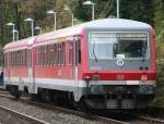 Die 928-521 hier nach der Einfahrt in Solingen Schaberg am 25.10.09 in Richtung Wuppertal 