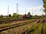 143 001 rollt solo durch Eisenhttenstadt nach Guben um Nachschub zu fr das EKO Stahl Werk zu holen. 12.06.06