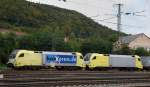 ES 64 U2-003, boxXpress, + ES 64 U2-073, aufgenommen bei der Durchfahrt durch Treuchtlingen, am 05.09.09.