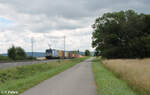 193 842 zieht bei Plling ein Containerzug in Richtung Nrnberg. 13.07.24