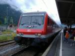 Ein Wittenberger Steuerwagen als RB Innsbruck Hbf - Mnchen Hbf bei der Einfahrt in Mittenwald. 01.08.2006