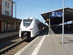 463 053 als S 9 Karlsruhe Hbf - Mannheim Hbf in Schwetzingen. 12.04.2025