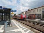 463 597 als RE 13 nach Cottbus Hbf in Elsterwerda. 18.07.2025