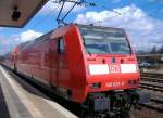 146 022 als RE 6 aus Dsseldorf Hbf in Minden (Westf.). 09.04.2006