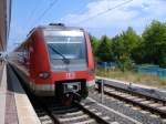 423 544 als S 12 nach Au (Sieg) in Dren. 05.07.2006