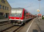 928 517 als RE 17 Warburg (Westf.) - Hagen Hbf in Frndenberg. 07.08.2008