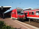 Ein Doppelstock Steuerwagen als RE 4 aus Aachen Hbf in Dortmund Hbf. 27.09.2008