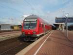Ein Doppelstock Steuerwagen als RE 4 nach Aachen Hbf in Dortmund Hbf. 03.10.2008