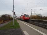 146 011 als RE 6 Minden (Westf.) - Dsseldorf Hbf bei der Einfahrt in Oelde. 09.11.2008