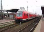 Ein Doppelstock Steuerwagen als RE 4 nach Aachen Hbf in Dortmund Hbf. 15.11.2008