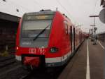 423 540 als S 7 nach Dsseldorf Flughafen Terminal in Solingen Hbf. 15.11.2008