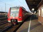 425 561 als RB 89 nach Paderborn Hbf in Rheine. 08.12.2008 
