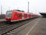 425 077 als RE 3 nach Dsseldorf Hbf in Hamm (Westf.). 15.12.2008