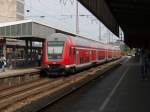 Ein Doppelstock Steuerwagen als RE 6 Dsseldorf Hbf - Minden (Westf.) in Essen Hbf. 26.04.2009