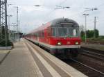 Ein Karlsruher Steuerwagen als RE 13 Venlo - Hamm (Westf.) in Unna. 03.05.2009