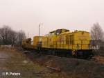 Gesamtansicht von dem Bauzug mit V130.15 in Marktredwitz 09.12.07