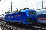  EVB - Eisenbahnen and Verkehrsbetriebe Elbe-Weser GmbH, Zeven [D] mit ihrer schönen blau metallic Smartron  192 005  [NVR-Nummer: 91 80 6192 005-7 D-EVB] Richtung Frankfurt/Oder am 18.06.25 Höhe Bahnhof Schönefeld b. Berlin.