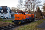 Die KSW 44 (92 80 1271 004-4 D-KSW), eine MaK G 1000 BB der KSW (Kreisbahn Siegen-Wittgenstein) kommt am 26 Februar 2026 in Neunkirchen-Salchendorf solo vom Pfannenberg (ehemals Grube Pfannenberger Einigkeit), wo sich heute die Produktionshallen der  ...
