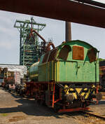 Die Dampfspeicherlokomotive, ex MRW - Mannesmannröhren-Werke AG Nr. 2, am 05 Juni 2011 im LWL-Industriemuseum Henrichshütte in Hattingen. Im Hintergrund der Hochofen 3 der ehem. Henrichshütte.

Diese Lok wurde 1938 von Henschel in Ka ...