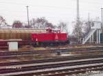 Lok 13 rangiert mit ein Schienenzug in Frankfurt/Oder. 07.01.08
