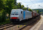 Die an die TXL - TX Logistik AG (Troisdorf) vermietete Railpool 186 284-6 (91 80 6186 284-6 D-Rpool), fährt am 05 Juli 2025 mit einem Magetra-KLV-Zug durch Kirchen an der Sieg in Richtung Köln 

Die Bombardier TRAXX F140 MS wurde 2009 von Bombardier in Kassel unter der Fabriknummer 34756 gebaut und war ursprünglich für die CBRail als E 186 915 vorgesehen, wurde aber im Juli 2010 als 186 284-6 an die Railpool, mit den Zulassungen/Länderpaketen für Deutschland, Österreich und Italien (D/A/I), geliefert. Von 2010 bis 2017 fuhr sie für die Lokomotion Gesellschaft für Schienentraktion mbH (München) und war in Italien als 91 80 6186 284-6 IT-RTC eingestellt.