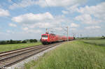 112 006-2 zieht bei Uffenheim als Ersatz RE 80 nach Würzburg vorbei. 04.06.24