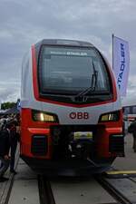 Nachdem die BB mit einer Bestellung von TALENT-Triebwagen grere Probleme hatte und diese letztendlich stornierte, steht eine grere Lieferung von KISS-Triebwagen an. Auf der InnoTrans war mit 4734 104 ein vierteiliger Triebwagen der CityJet-Variante ausgestellt. Spter soll es auch eine Fernverkehrsvariante geben.
