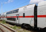 Doppelstock Wagen  DBpbkza 93 85 4110 409-8 im Rostocker Hbf.