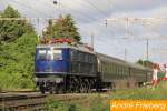 Die E18 047 als Schublok am SDZ nach Norddeich Mole am 09.06.12