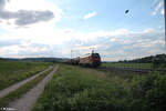 2159 240-1 mit einem Kesselzug nach Wackersdorf kurz vor Treuchtlingen 10.06.24
