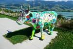 (279'187) - Deko Kuh beim Motel de la Gruyre am 17. August 2025 in Avry-devant-Pont