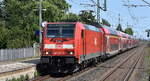 DB Regio AG - Region Nord, Fahrzeugnutzer: Regionalbahn Niedersachsen/Bremen, Hannover mit ihrer  146 223 3  (NVR:  91 80 6146 223-3 D-DB ) und dem RE1 nach Norddeich Mole am 07.08.25 Durchfahrt S-Bahnhof Dedensen/​Gümmer.