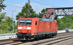 DB Cargo AG, Mainz [D] mit ihrer  185 173-2  [NVR-Nummer: 91 80 6185 173-2 D-DB] Richtung Rbf. Seddin am 15.02.25 Höhe Bahnhof Saarmund.