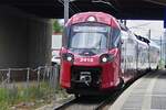 CFL 2410 kommt im Bahnhof Howald an, er bedient am 16.06.2025 die Strecke Mersch - Petange.