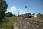 ES64 F4 283 zieht mit einem LKW-Walterzug durch Nürnberg Hohe Marter. 13.08.24