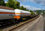 Vierachsiger Drehgestell 117 m³ Druckgaskesselwagen ohne Sonnenschutzdach, 33 87 7811 307-0 F-ERSA, der Gattung Zags (Safety++), der französischen Ermewa SA, laut Anschrift ist der Wagen leer und mit Stickstoff (Nitrogen) gespült, am 1 ...