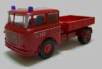 Skoda S706 RT Kurzpritsche der Feuerwehr. Besonderheiten: Scheibenwischer/groe,abgeflachte Rundumleuchten /Fahrgestell und Pritsche rot Hersteller: Hruska aus Deutschland Weitere Modelle sind auf meiner HP: http://www.skoda-modelle.de zu sehen.
