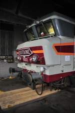 Franzsische Schnheit im Profil: CC 6503  Aquitaine  im Rundhaus Europa des Bahnparks Augsburg. (25.10.2009).