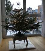 (270'168) - Weihnachtsbaum am 24. Dezember 2024 in Steffisburg