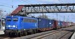 Eisenbahnbau- und Betriebsgesellschaft Pressnitztalbahn mbH, Jöhstadt (PRESS) mit ihter  140 050-3  (NVR:  91 80 6140 833-5 D-PRESS ) im Auftrag von METRANS mit einem Containerzug am 10.04.25 Höhe Bahnhof Saarmund.