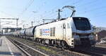 ecco-rail GmbH, Wien [A] mit der geleasten ELP Eurodual Lok   2159 218-7  [NVR-Nummer: 90 80 2159 218-7 D-ELP] und einem Kesselwagenzug am 27.03.25 Höhe Bahnhof Niederndodeleben.