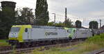 ITL - Eisenbahngesellschaft mbH, Dresden [D] mit der Doppeltraktion   185 543-6  [NVR-Nummer: 91 80 6185 543-6 D-ITL] +  185 562-6  [NVR-Nummer: 91 80 6185 562-6 D-ITL] und einem Kesselwagenzug, hielt kurz um Kollegen mitzunehmen, 08.08.25 Höhe Bahnhof Frankfurt/Oder.