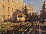 Der von Centocelle kommende Schmalspurzug mit dem Steuerwagen 106 an der Spitze, einem Motorwagen in der Zugsmitte und einem weitern Steuerwagen am Zugschluss erreicht sein Ziel Roma Laziali, gleich neben dem Bahnhof Roma Termini. Ende 2025 sollen die Bauarbeiten beginnen, um die kleine Schmalspurbahn in eine Tramlinie umzubauen.

29. September 2025